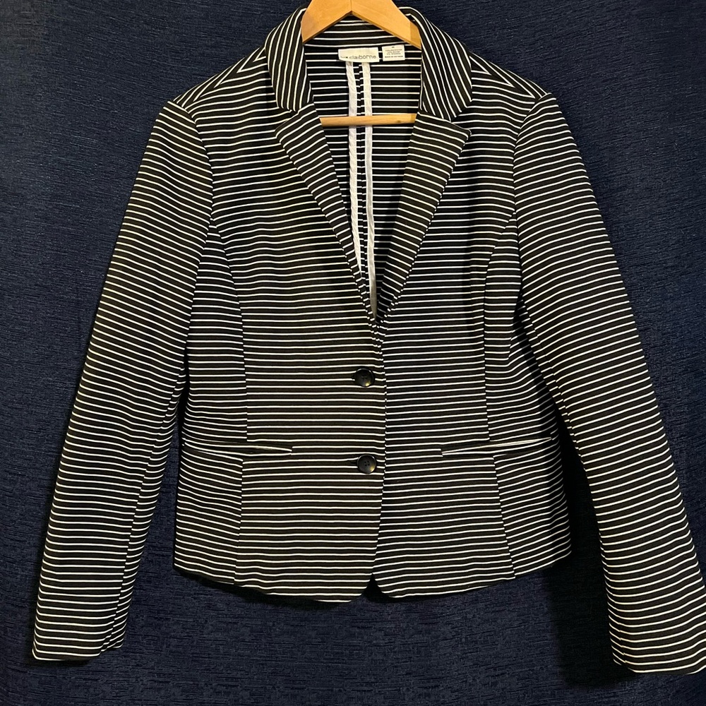 Liz Claiborne Navy and White Striped Blazer with Notched Lapels